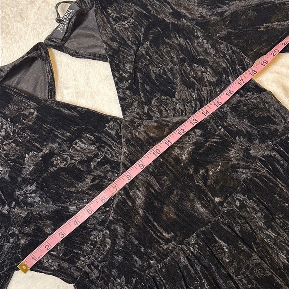 NWT Disturbia Womens Black Velour Floral Dark Romantic Goth Corset Midi Dress 10 - Picture 8 of 12